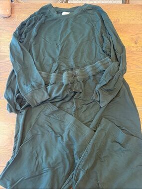 Women’s Lake Cozy Dark Green Lounge Set - Pullover & Joggers